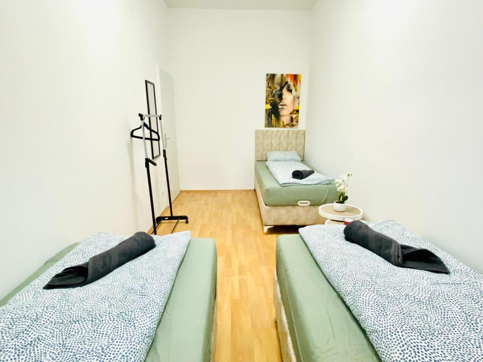 Bright 5Br Shared Apartment W Great Transport Link Wien Eksteriør bilde