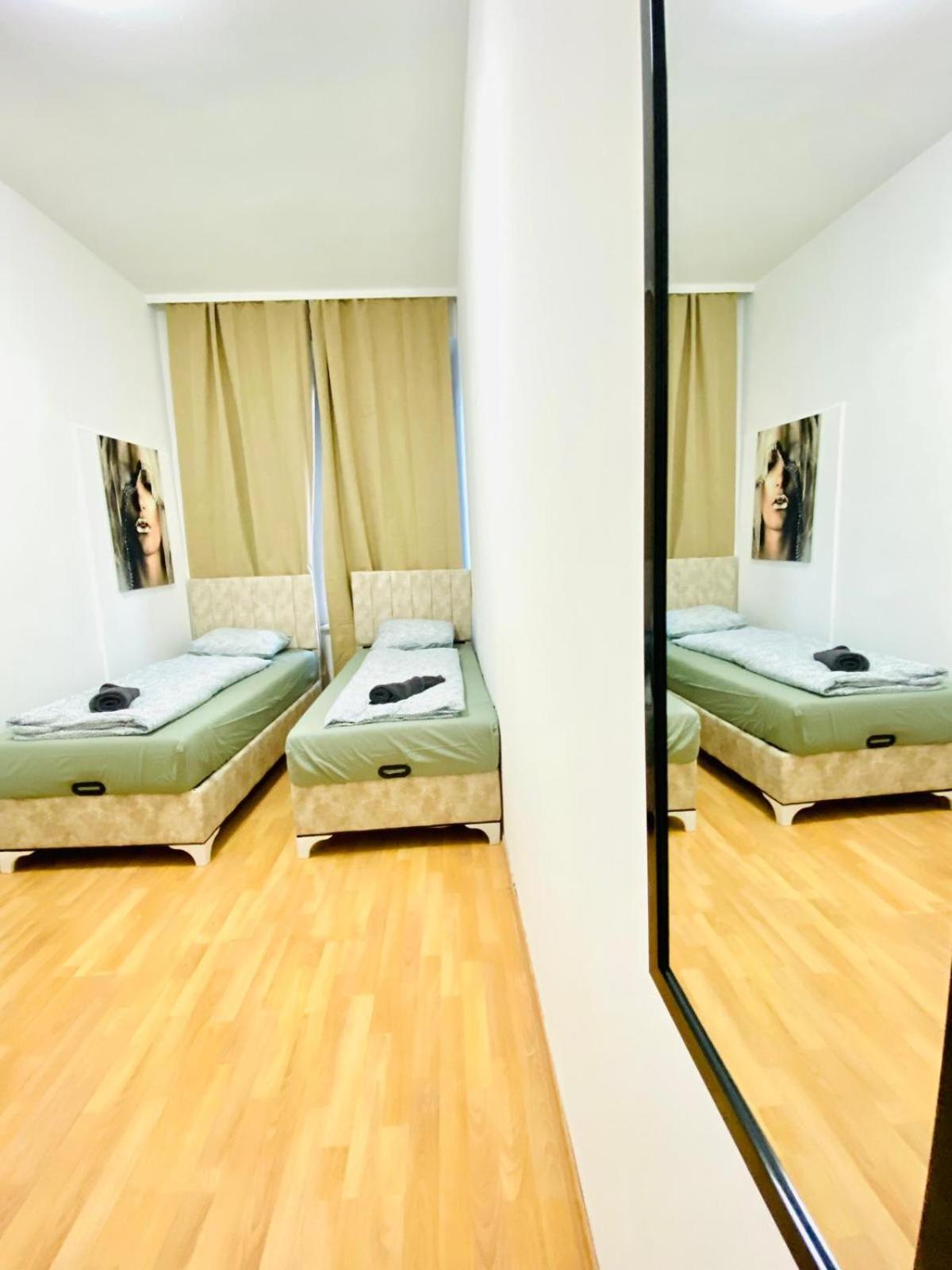 Bright 5Br Shared Apartment W Great Transport Link Wien Eksteriør bilde