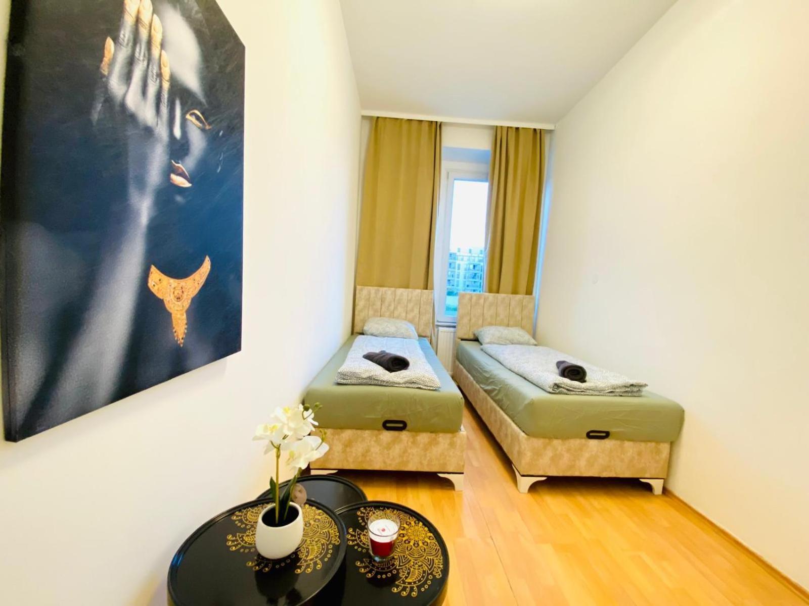 Bright 5Br Shared Apartment W Great Transport Link Wien Eksteriør bilde