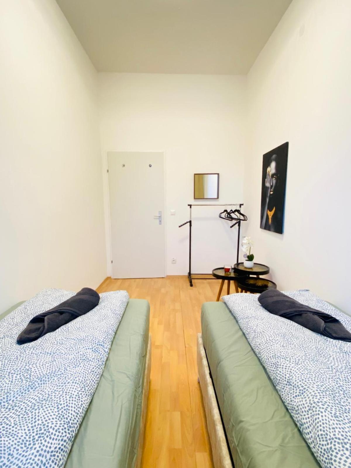 Bright 5Br Shared Apartment W Great Transport Link Wien Eksteriør bilde