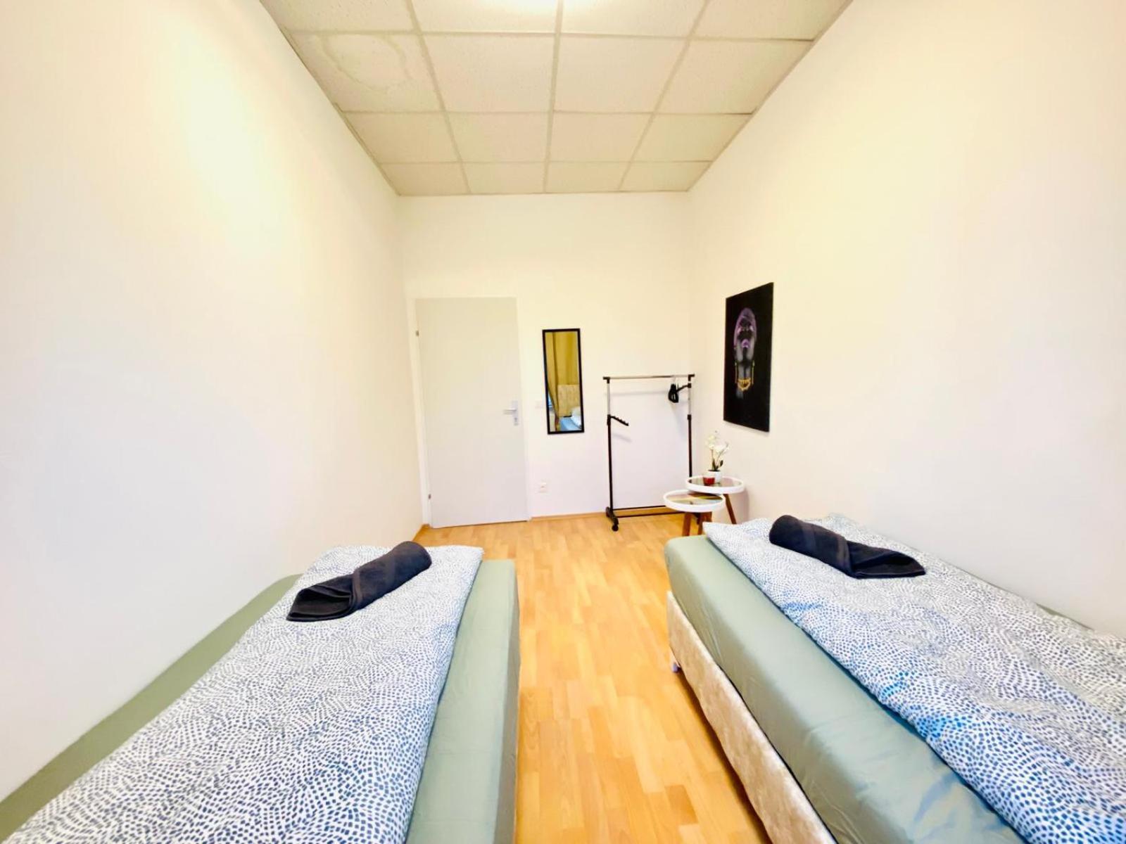 Bright 5Br Shared Apartment W Great Transport Link Wien Eksteriør bilde