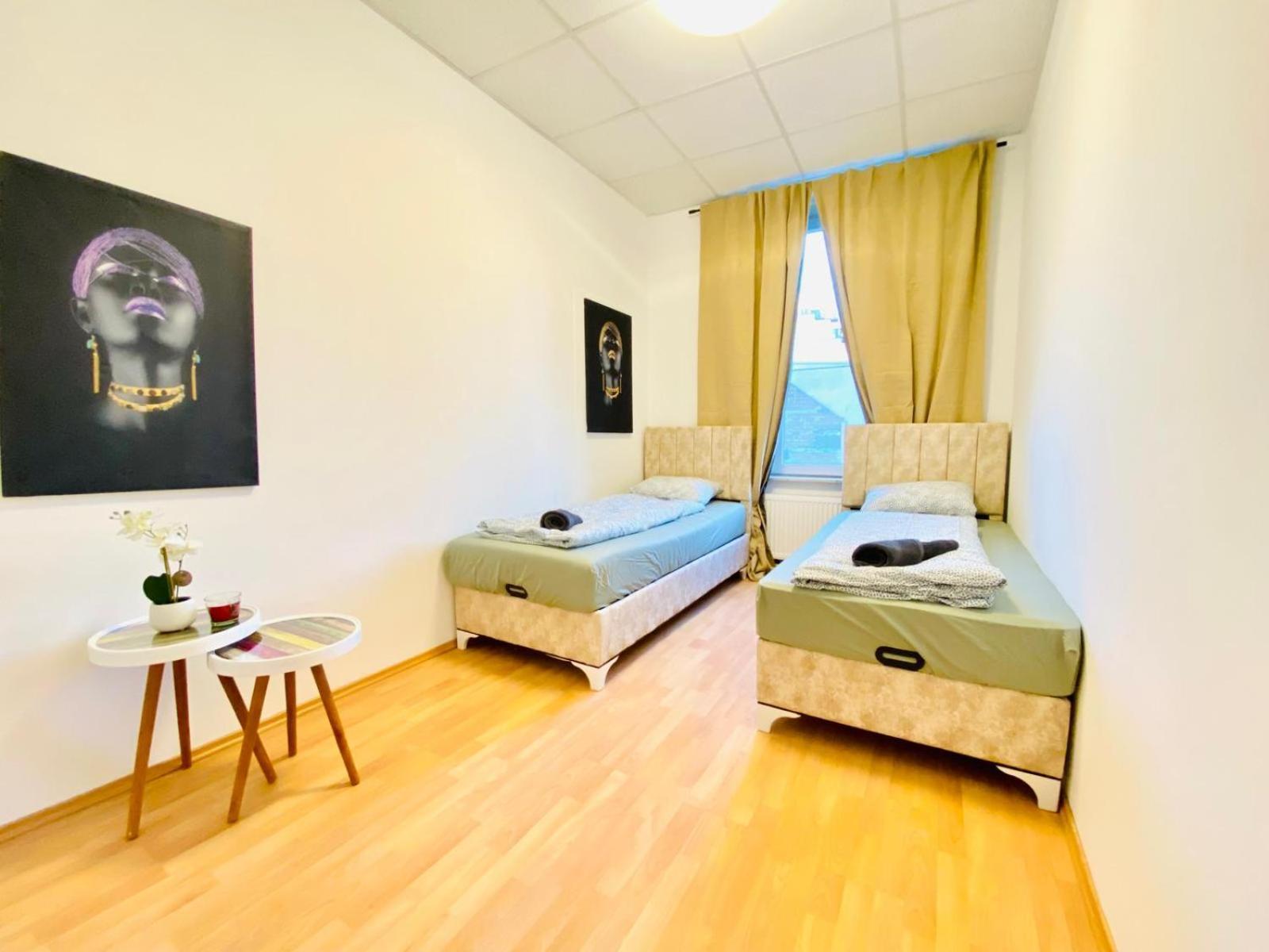 Bright 5Br Shared Apartment W Great Transport Link Wien Eksteriør bilde