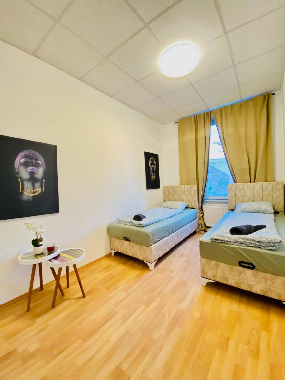 Bright 5Br Shared Apartment W Great Transport Link Wien Eksteriør bilde