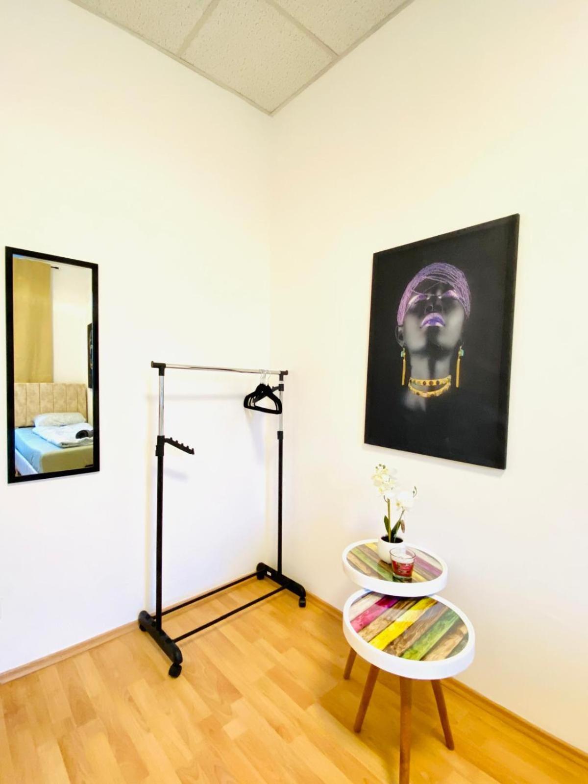 Bright 5Br Shared Apartment W Great Transport Link Wien Eksteriør bilde
