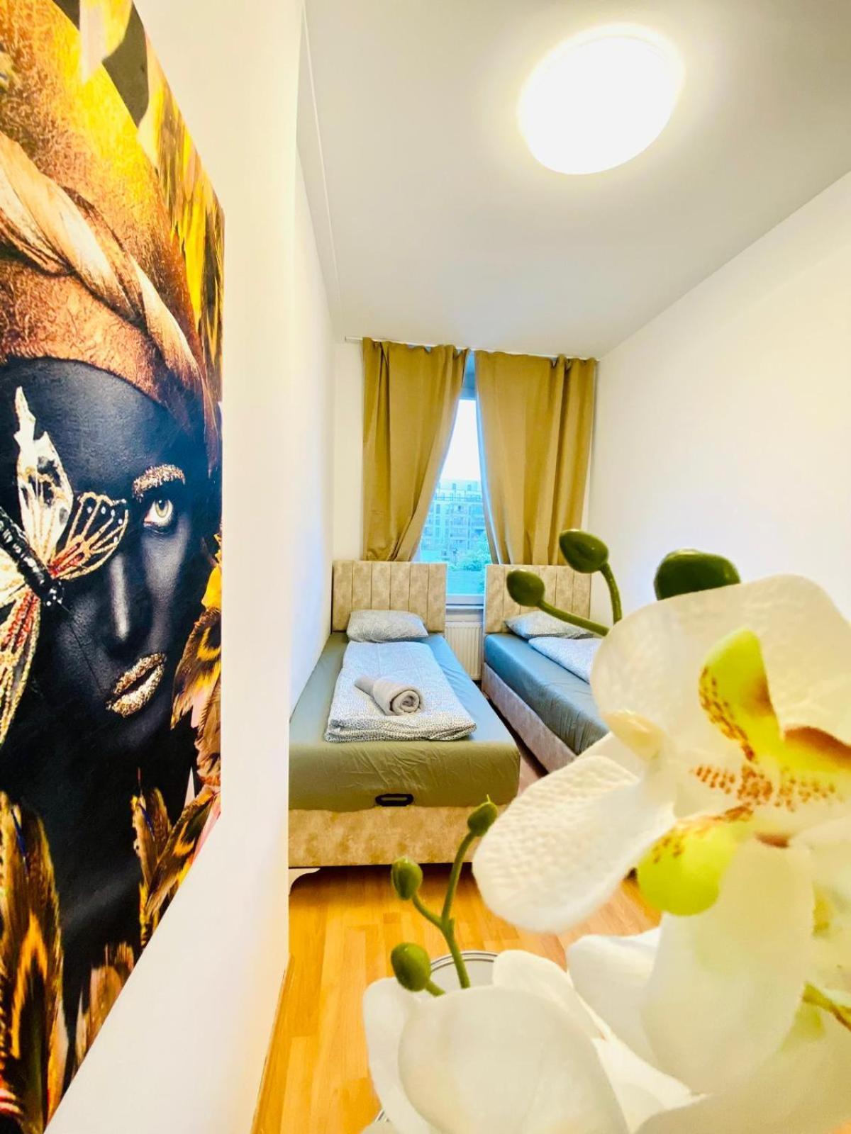 Bright 5Br Shared Apartment W Great Transport Link Wien Eksteriør bilde